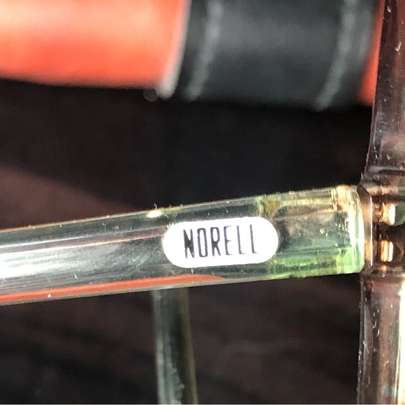 Norell Julia No.4 Sunglasses - Picture 3 of 5